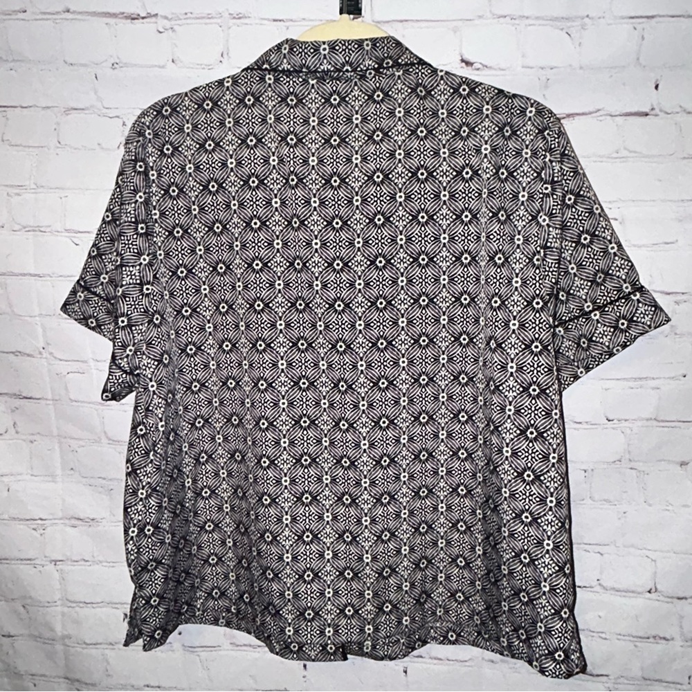 Haute Hippie pajama short set‎ size L - Picture 4 of 10